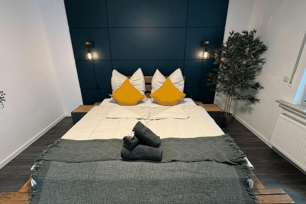 Apartment Geraeumiges Mit Xxl Leinwand I Parkplatz I Wifi