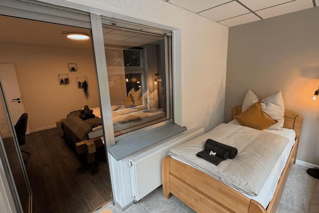 Apartment Geraeumiges Mit Xxl Leinwand I Parkplatz I Wifi Bochum